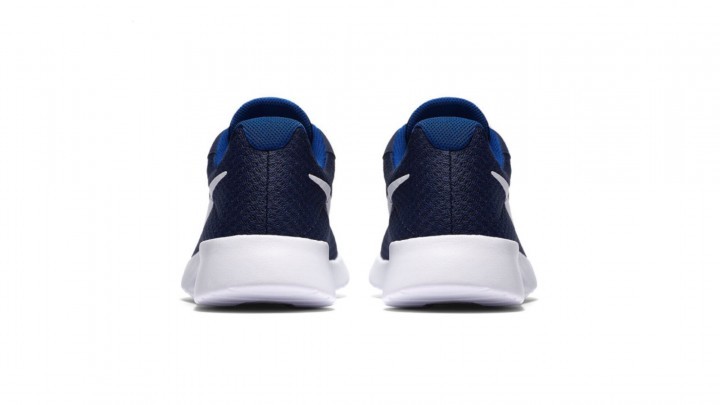 Nike Men Navy Blue Tanjun Sneakers
